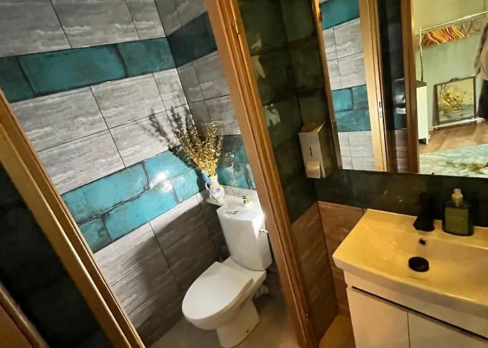 London Traugutta 47 Radom