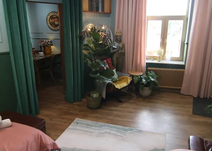 London Traugutta 47 * Radom